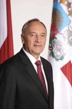 oficialais-foto-majaslapai